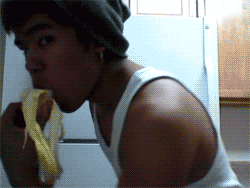 kor-gay-21:  바나나 먹기 대신 잘 빠네여. 핡 섹스를 위한 만남 서울