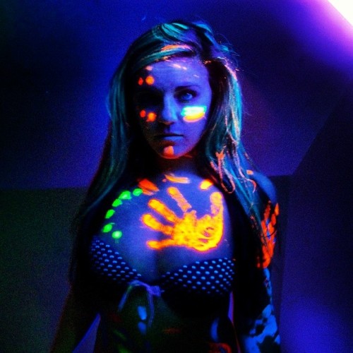 Addicted to #glow #neon #blacklight. My messy ass hair! #photoshoot #rage #bodypaint