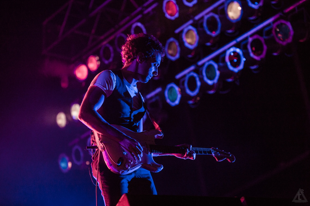 lil-fabrizio:  ttoda:  The Strokes: Julian Casablancas - Albert Hammond Jr - Nikolai