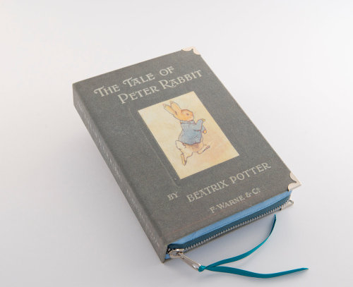 52hearts:  Book Clutches by psBesitos