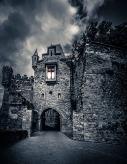 stephanocardona:  Schloß Dhaun.. by nfk 