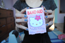 obeysweaters:  hello kitty bandaids aw quality