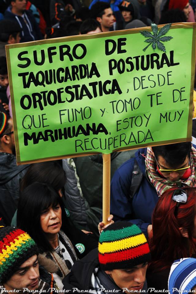 encapuchadoconsciente:  Marcha Por la despenalizacion de la marihuana  Al rededor