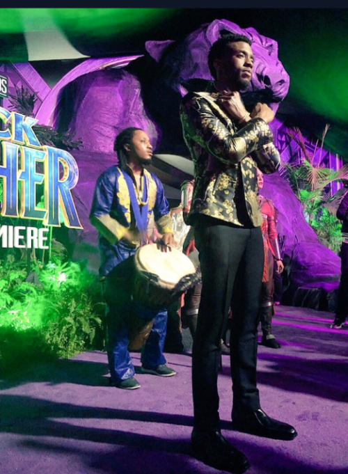 uzumaki-rebellion:ceeverse:b3hold-a-lady:Black Panther Premiere dress code: African ROYALTY*kendrick