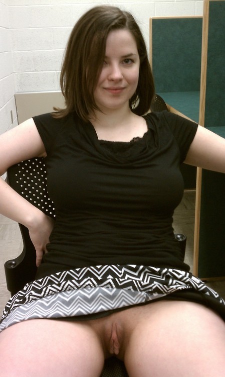 thickgirls2013:  Submit your fan pics to http://thickgirls2013.tumblr.com 