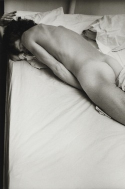 lengthandapeture:  Ph: Peter Hujar