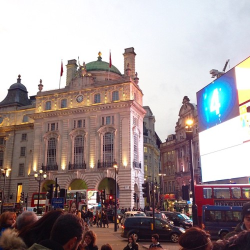 nicolezai:Definitely going to miss London. (at Piccadilly Circus)  Amazing