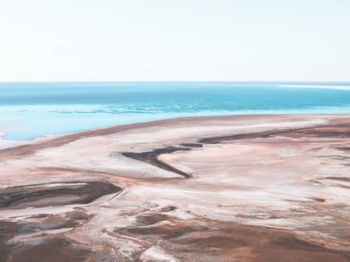 Porn photo escapekit:Lake Eyre / Kati ThandaGermany-based