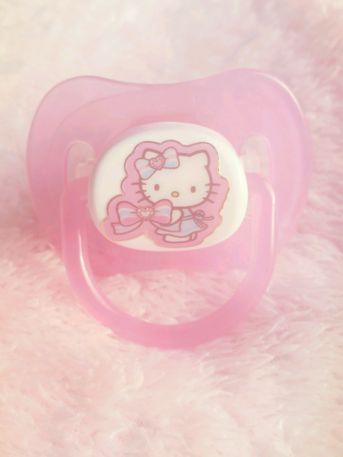 ~hello kitty pacis~