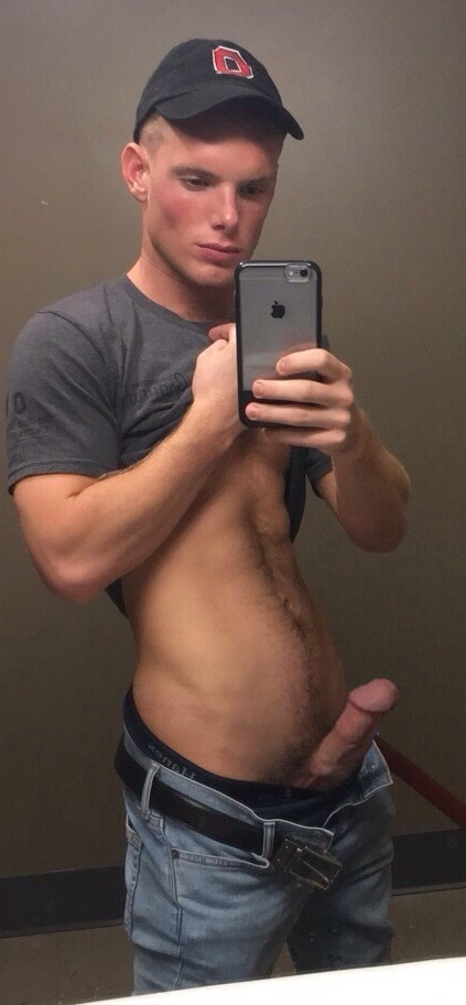 kingsizecock:  🔹KINGSIZECOCK 🔹kingsizecock.tumblr.com🔹