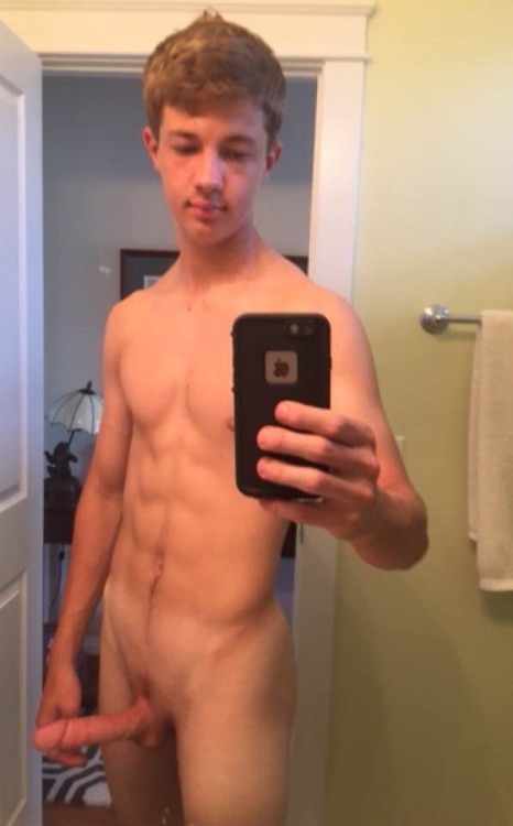 ksufraternitybrother:  WESLEY, 18 KSU-Frat Guy: Over 113,000 followers and 71,000 posts.Follow me at: ksufraternitybrother.tumblr.com Vote for this site: http://www.bestmaleblogs.com/blogs/14556.html 