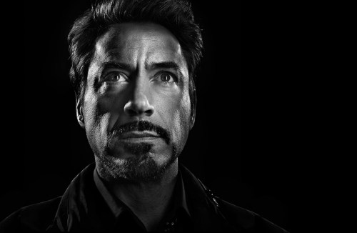 d-white211:Unseen promo photos from The Avengers.