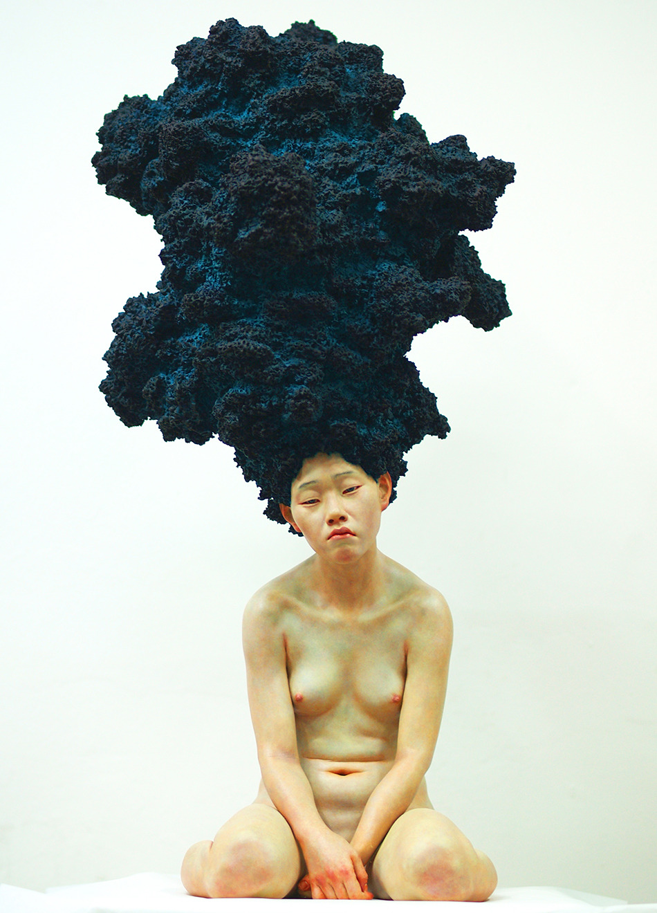 thinktankgallery:  HYPER-SURREALIST SCULPTURES BY SOUTH KOREAN ARTIST CHOI XOO ANG