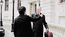 aviateurs:London Spy (2015) is the story of a chance romance between two men from very different wor