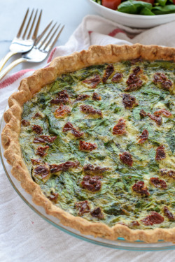 nom-food:  Sundried tomato pesto quiche