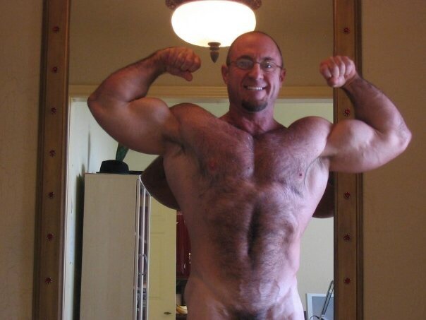 gtarm:  bodybuildermusclecentral 