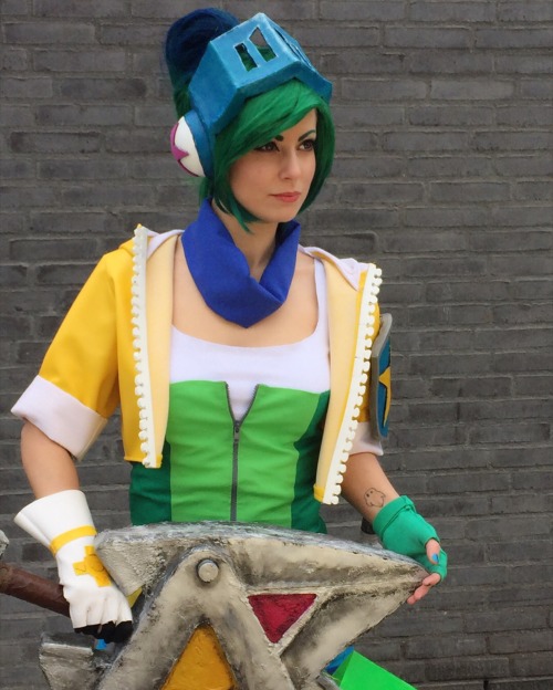 Arcade Riven cosplay - League of Legends photo: Dustyphotography