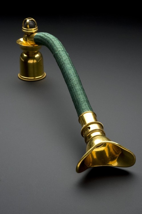 historyarchaeologyartefacts:Brass anaesthetic inhaler for chloroform, French, c. 1840-1860. [2832x42
