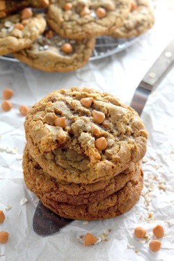 do-not-touch-my-food:  Butterscotch Oatmeal