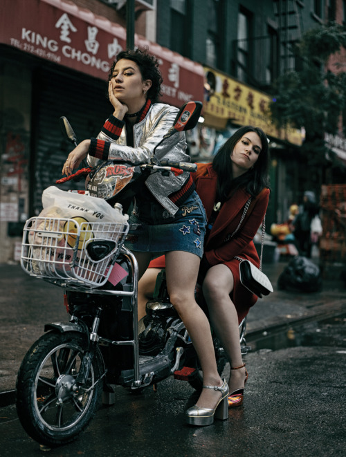 alexcetera:  Abbi JACOBSON & Ilana GLAZER - Interview Magazine 