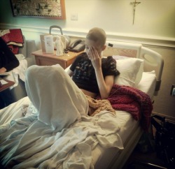 cringeattackontitan:krystil-with-a-k:tattoosanddrugs:itty-bitty-babe:  kingforhermione:  lets-get-drunk-and-gamble:  scarred-mistake:  beanpunk-rockerbath:  This is 19 year old Marie Fowler. Her cancer just returned, and has been declared terminal. She’s