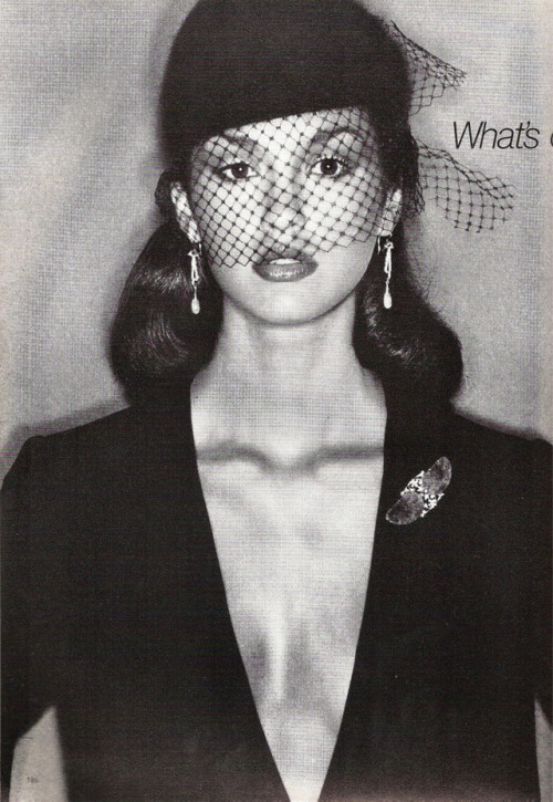 miss-vanilla: Vogue Paris, January 1977. Model: Janice Dickinson.