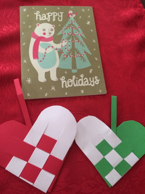 datnewfiechick:Got my Christmas card from Kate in the US as well as some julhjerter (Christmas hea