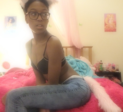 Sex daddysprettypinkprincess:  I know Daddy wants pictures