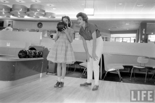 Bowling tips (Stan Wayman. 1960)