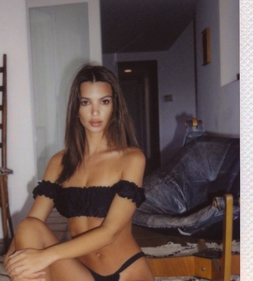 Emily Ratajkowski