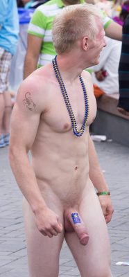 Fotonackt:  Seattle Pride Fest 2014 