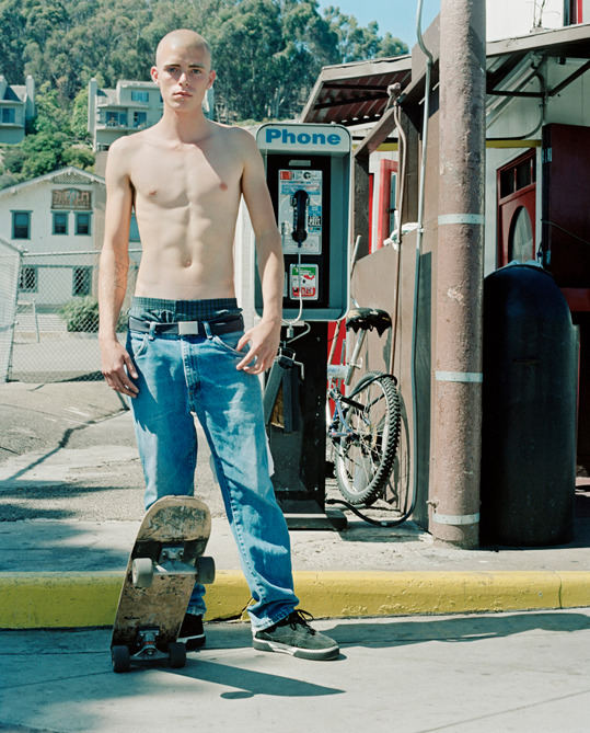 nick99cgn-v2:  Follow me and see more hot Boys and Men