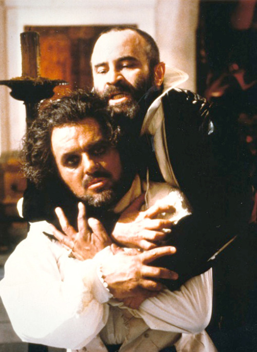 siranthonyhopkins:Anthony Hopkins and Bob Hoskins in Othello (1981)