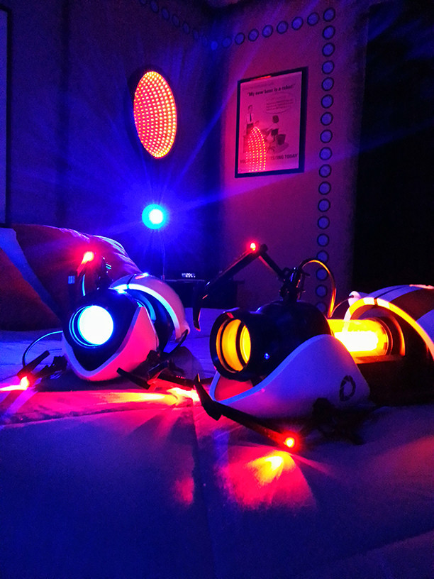 pxlbyte:  Portal Bedroom Not only is this an awesome project, but the creators walk