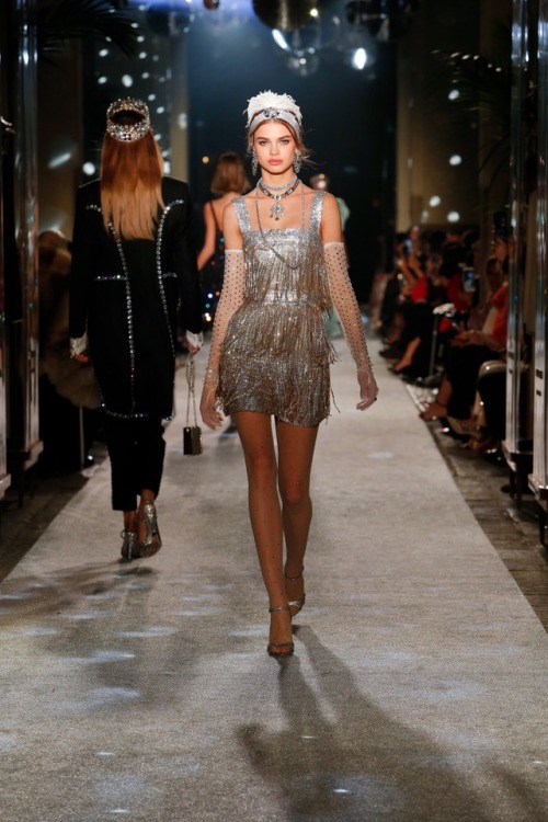 Dolce & Gabbana Diamonds Fashion Show