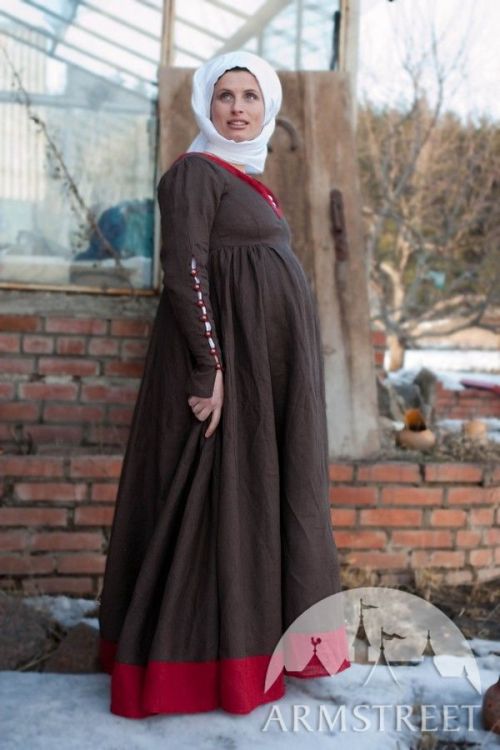 German kirtle, Renaissance style, by Armstreet