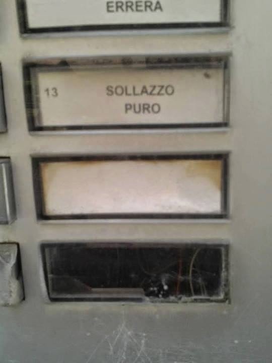 buiosullelabbra:  madonnaliberaprofessionista:  Grazie internet.   Rido 