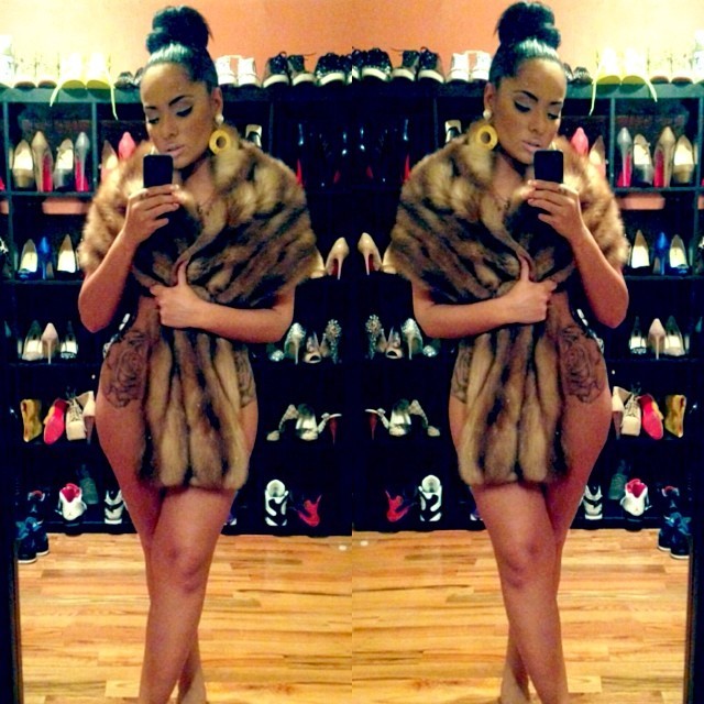stephsdope:  Givenchy, Fur &amp; Tatts 👑 #Queen #Santi #VerySuperBusy 💋