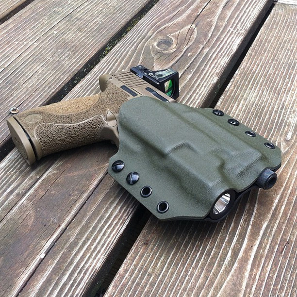 gearaholicsanonymous:  Made up some fresh kydex. by 2AUSC on Flickr.