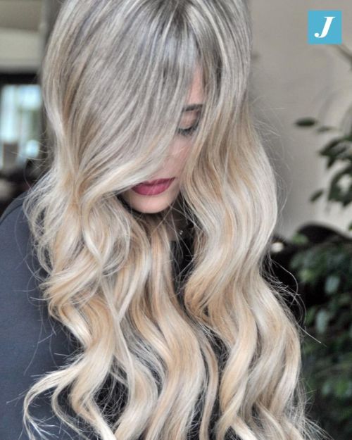 PLATINUM - Degradé Joelle. #beautifulhair #hairideas #hairart #hair #instahair #hairgoals #hairphot