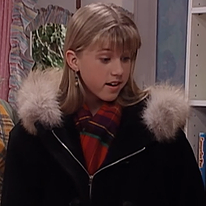 twit90s:  FULL HOUSE: STEPHANIE TANNERc chandlerzbing