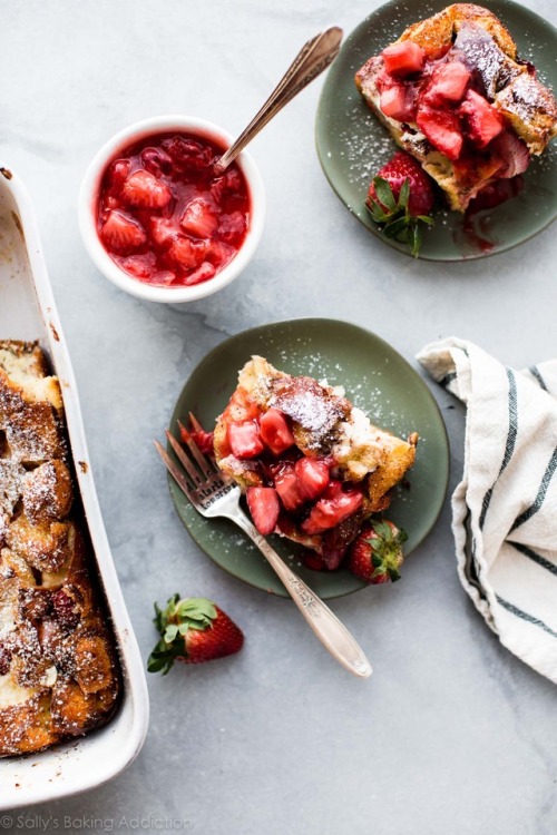 Strawberries ‘n’ Cream French Toast Casserole 