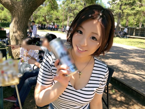 adultlog:  BBQ(バーベキュー)ナンパ 02 in お台場 (1)  ララ 22歳 ガールズバー店員 ユキナ 21歳 ガールズバー店員