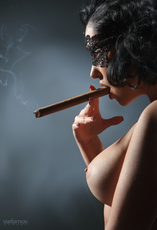 Selina Minx's Smoking Fetish