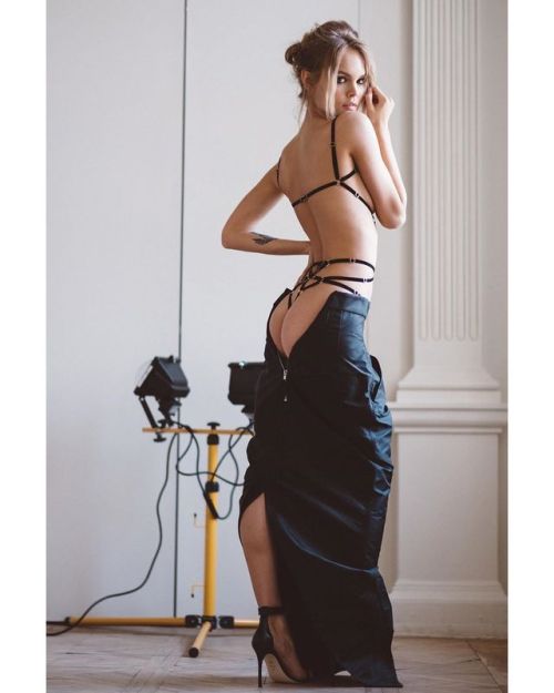 wndmkr: Anastasia Scheglova for Couture de Nuit