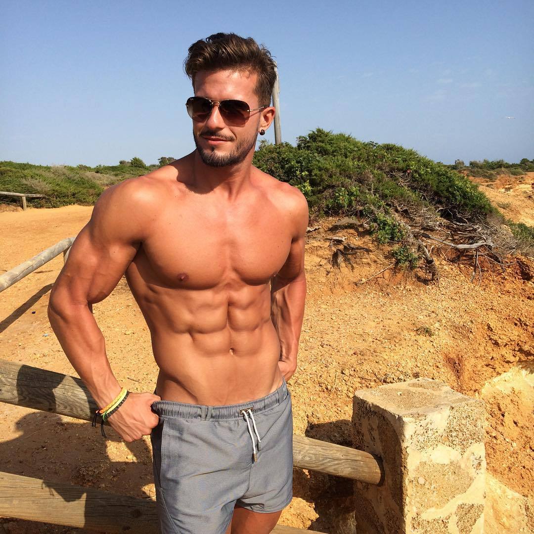 brotasticbros:  Instagram user @antonio.pozo http://ift.tt/1D0vur4