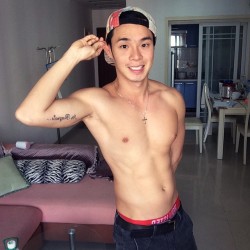 chinesemale:  Morning~ try harder to get