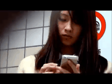rrss346798:“広瀬アリス似のかわいい子が駅のトイレでおまんこイジり”