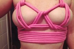 tequilaonmybreath: tequilaonmybreath:  Pink! Obsessed! That one time I was super cute in some rope. 