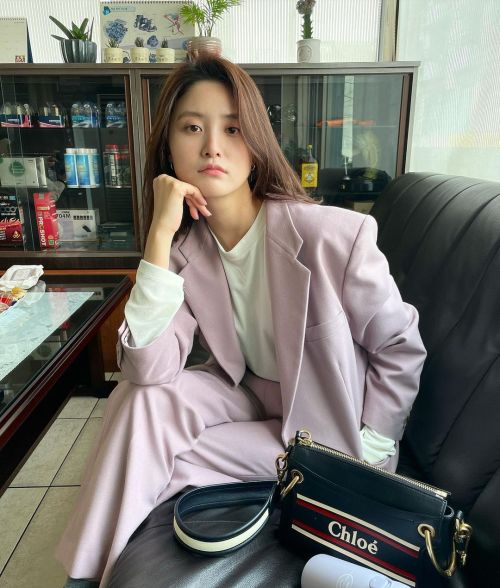 exid-insta:jeonghwa_0508 / 210321no caption